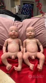 Bambola  in silicone mirbido occhi chiusi o aperti