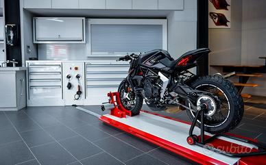 Garage / deposito in CENTRO