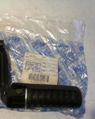 POGGIAPIEDI DX COMPL FREE PIAGGIO 259723