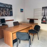 Catanzaro via acri locale commerciale