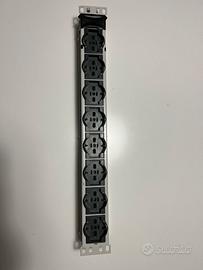 Multipresa in metallo con 8 frutti Vimar