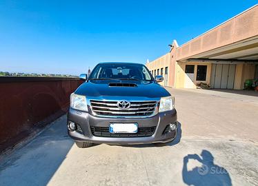 Toyota Hilux automatico