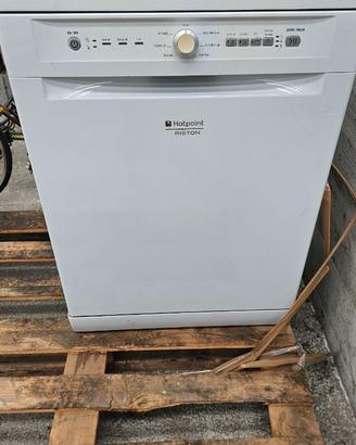 lavastoviglie Ariston Hotpoint