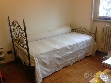 Letto antico in ferro battuto (primi ’900)