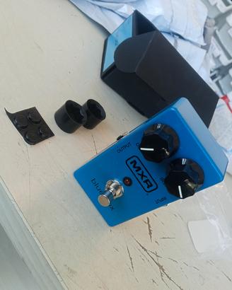 pedale a effetto analogico per chitarra elettrica 