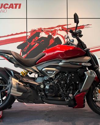 Ducati Diavel V4 - AZIENDALE SOLO 178 KM!