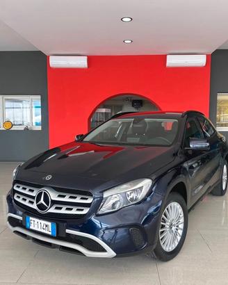MERCEDES GLA 200D EXECUTIVE automatic