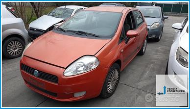 Ricambi Usati FIAT GRANDE PUNTO (2Y) 2005
