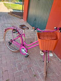 bicicletta c/cambio e cestino 