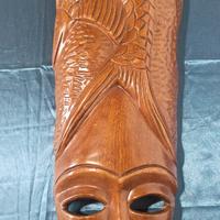 Maschera etnica in legno intagliata a mano 60 cm 