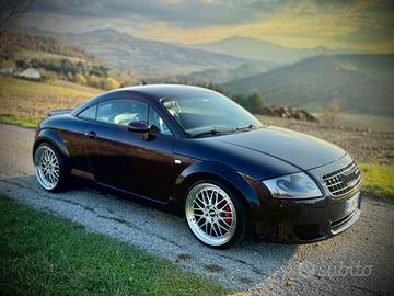 Audi TT MK1 Coupè 3.2 V6 DSG  CRS a libretto