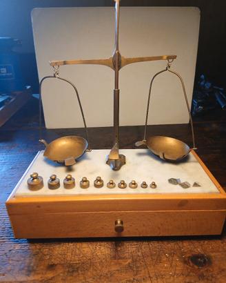 bilancia da collezione farmacia vintage