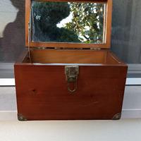 Bauletto multiuso in legno con specchio