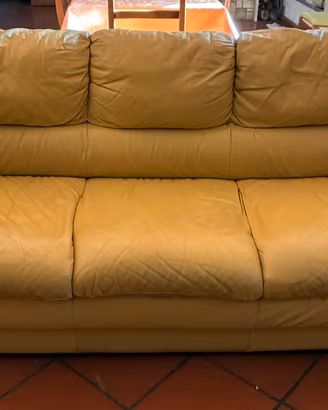 Salotto completo in pelle gialla/ocra