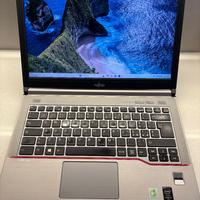 Fujitsu Lifebook E744- Pronto all'uso