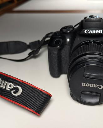 Canon EOS 2000D + obiettivo 18-55mm