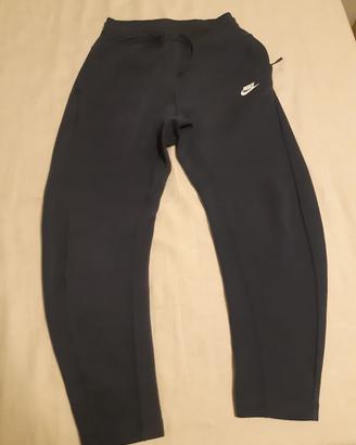 nike tech fleece