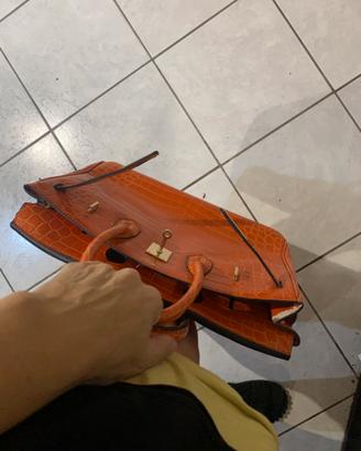 Borsa a mano modello birkin
