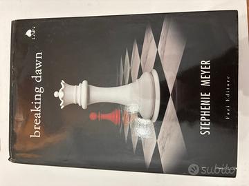 Libro breaking dawn di Stephenie Meyer