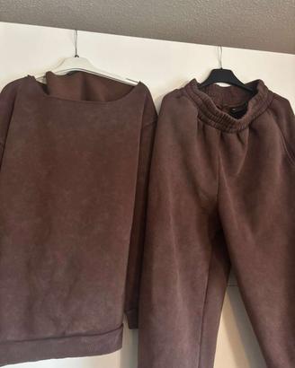 Tuta sportiva da donna Asos