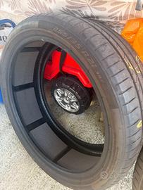 Pneumatici  Pirelli  Misura: 255/35 R21