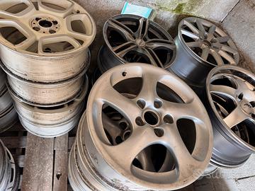 Cerchi in lega per auto