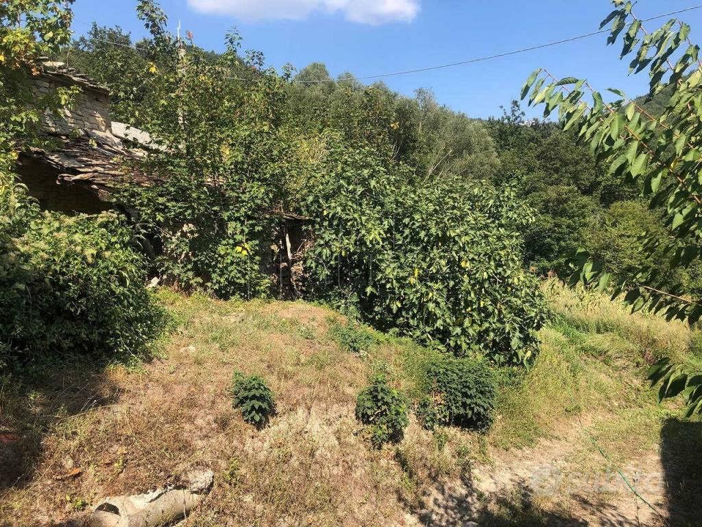 Rustico / Casale di 280 m² con 5 locali e box auto - Vista 3