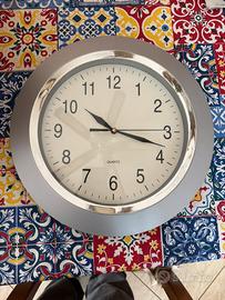 Orologio da parte classico