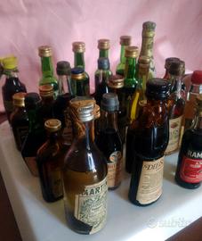 MIGNON 10 BOTTIGLIETTE Vintage Collezione Anni 70 Liquori EUR 35,00 -  PicClick IT