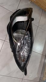 Faro Hyundai i20