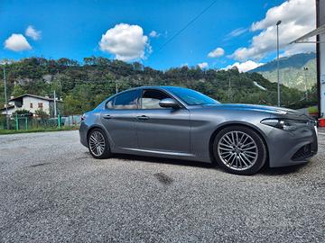 alfa romeo giulia 2017