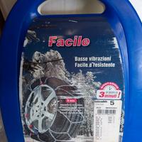 Catene da neve nuove ed universali