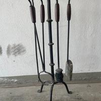 Attrezzi per caminetto