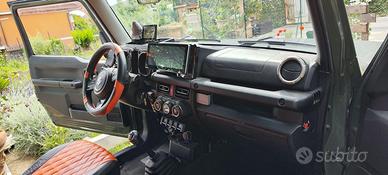 Suzuki Jimny 4 Posti