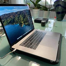 Apple Macbook Pro 15,4" (mid 2018), Intel i9-6core