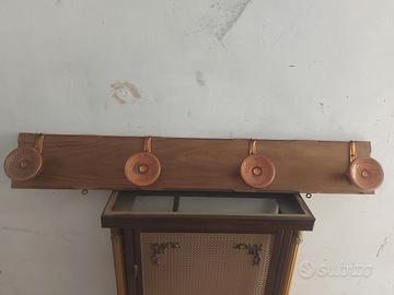 appendiabiti in legno 4 pomelli