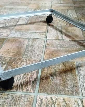 Carrello in ferro per cucine a gas