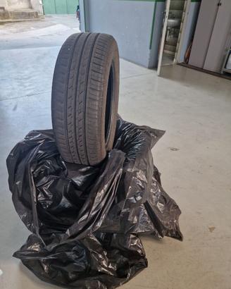 205/60/16 bridgestone estive