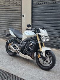 Triumph Street Triple 675