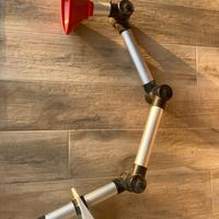 Braccio per aspirazione orientabile