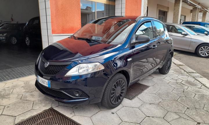 LANCIA YPSILON 1.2