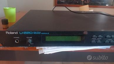 Roland u220