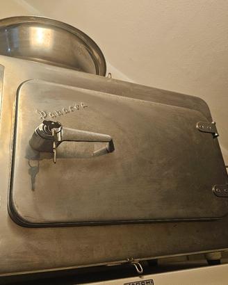 sterilizatrice con ferri ginecologici