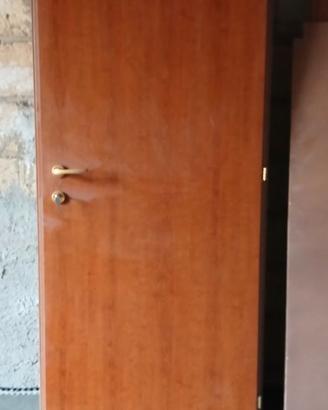 2 porte color ciliegio