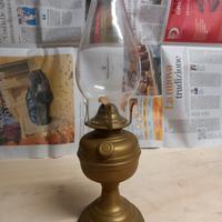 Lampada a petrolio