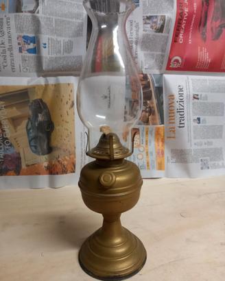 Lampada a petrolio