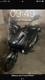 Honda  ADV 750