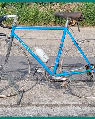 Vicini — concepita per il ciclismo su strada