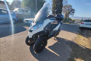 Piaggio MP3 300 hpe sport
