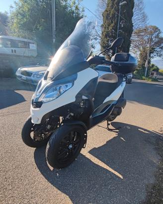Piaggio MP3 300 hpe sport